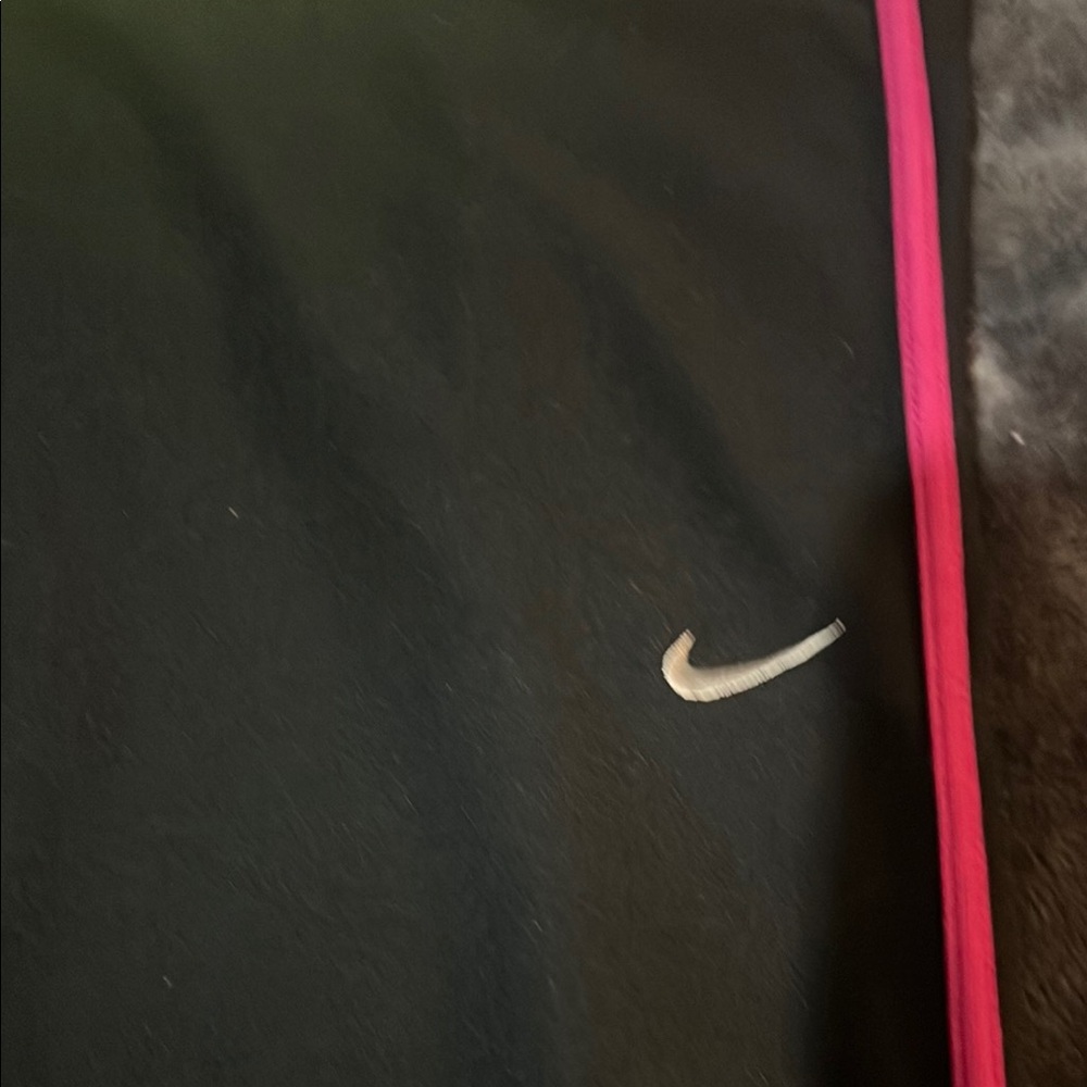 Nike Black and Pink Athletic Leggings - Picture 2 of 10
